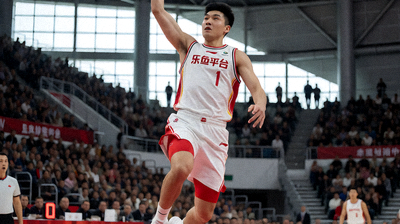 乐鱼平台NBA篮球比赛精彩扣篮瞬间展示职业联赛对抗场面